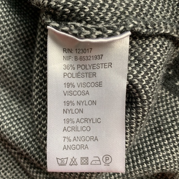 Women’s Maude grey and black sweater - Picture 5 of 6
